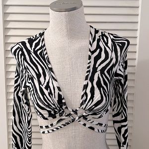 Zebra L/S Tie Crop Top